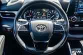 Thumbnail of 2020 Blizzard Pearl Toyota Highlander