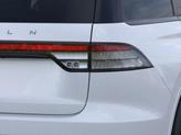 Thumbnail of 2025 Crystal White Metallic Clearcoat Lincoln Aviator