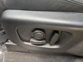 Thumbnail of 2018 Corris Gray Metallic Land Rover Discovery
