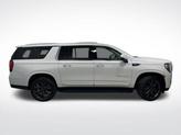Thumbnail of 2023 White Frost Tri-Coat GMC Yukon XL