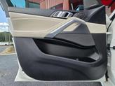 Thumbnail of 2020 Mineral White Metallic BMW X6