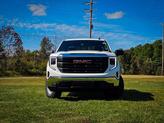 Thumbnail of 2026 Summit White GMC Sierra 1500