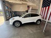 Thumbnail of 2022 Oxford White Ford Escape