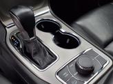 Thumbnail of 2022 Diamond Black Crystal Pearlcoat Jeep Grand Cherokee