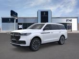 Photo of 2025 Pristine White Lincoln Navigator