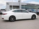 Thumbnail of 2025 Eminent White Pearl Lexus ES 300h