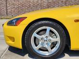 Thumbnail of 2001 Spa Yellow Pearl Honda S2000