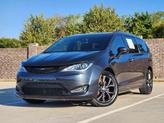 Photo of 2019 Maximum Steel Metallic Chrysler Pacifica