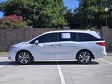 Thumbnail of 2024 Platinum White Pearl Honda Odyssey