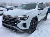 Photo of 2025 Pure White Volkswagen Atlas