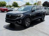 Photo of 2025 Deep Black Pearl Volkswagen Atlas
