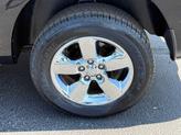 Thumbnail of 2017 Brilliant Black Crystal Pearlcoat RAM 1500
