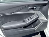 Thumbnail of 2025 Platinum White Pearl Acura Integra