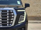 Thumbnail of 2025 Onyx Black GMC Yukon