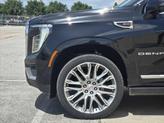 Thumbnail of 2025 Onyx Black GMC Yukon