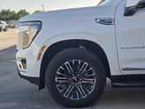 Thumbnail of 2025 Summit White GMC Yukon XL