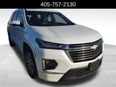 Thumbnail of 2022 Iridescent Pearl Tricoat Chevrolet Traverse