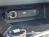 Thumbnail of 2025 Snow White Pearl Kia Seltos