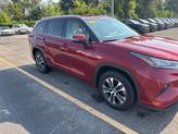Thumbnail of 2020 Red Toyota Highlander