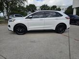 Thumbnail of 2020 White Ford Edge
