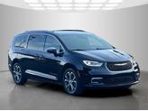 Thumbnail of 2024 Diamond Black Chrysler Pacifica