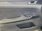 Thumbnail of 2022 Ebony Black Kia K5
