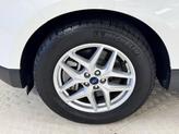 Thumbnail of 2022 White Ford Edge