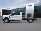 Thumbnail of 2025 Oxford White Ford F-350
