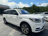 Thumbnail of 2018 White Platinum Metallic Tri-Coat Lincoln Navigator L