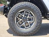 Thumbnail of 2025 Bright White Jeep Gladiator