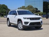 Photo of 2025 Bright White Clearcoat Jeep Grand Cherokee