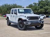 Photo of 2025 Bright White Jeep Gladiator