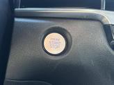 Thumbnail of 2025 Glacial White Pearl Kia Sorento