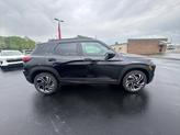 Thumbnail of 2025 Mosaic Black Metallic Chevrolet Trailblazer