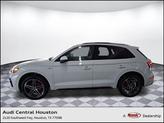 Photo of 2025 Glacier White Metallic Audi Q5
