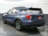 Thumbnail of 2021 Blue Ford Explorer