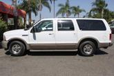 Thumbnail of 2003 Oxford White Clearcoat Ford Excursion