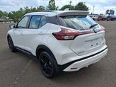 Thumbnail of 2024 Aspen White Tricoat Nissan Kicks