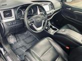 Thumbnail of 2019 Midnight Black Metallic Toyota Highlander