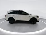 Thumbnail of 2025 Glacial White Pearl Kia Sorento