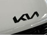 Thumbnail of 2025 Glacial White Pearl Kia Sorento