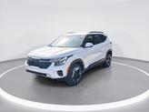 Thumbnail of 2025 Snow White Pearl Kia Seltos