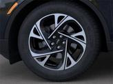 Thumbnail of 2025 Infinite Black Metallic Clearcoat Lincoln Nautilus