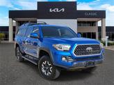 Photo of 2018 Blazing Blue Pearl Toyota Tacoma