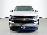 Thumbnail of 2020 Silver Ice Metallic Chevrolet Silverado 1500