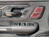 Thumbnail of 2021 Diamond Black Crystal Pearlcoat RAM 1500