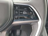 Thumbnail of 2025 Diamond Black Crystal Pearlcoat Jeep Grand Cherokee