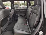 Thumbnail of 2025 Diamond Black Crystal Pearlcoat Jeep Grand Cherokee