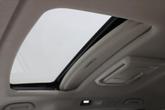 Thumbnail of 2016 White Diamond Pearl Honda Odyssey