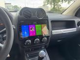 Thumbnail of 2015 Bright White Clearcoat Jeep Compass